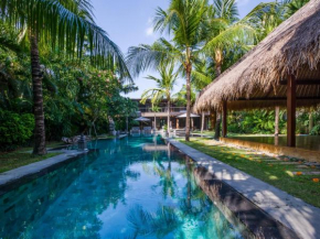 Отель Villa Yoga  Kuta